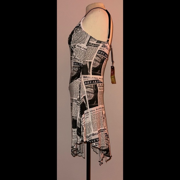 Delia’s Dolls Kill ‘BREAKING NEWS’ Newspaper Dress NWT L - Picture 3 of 10
